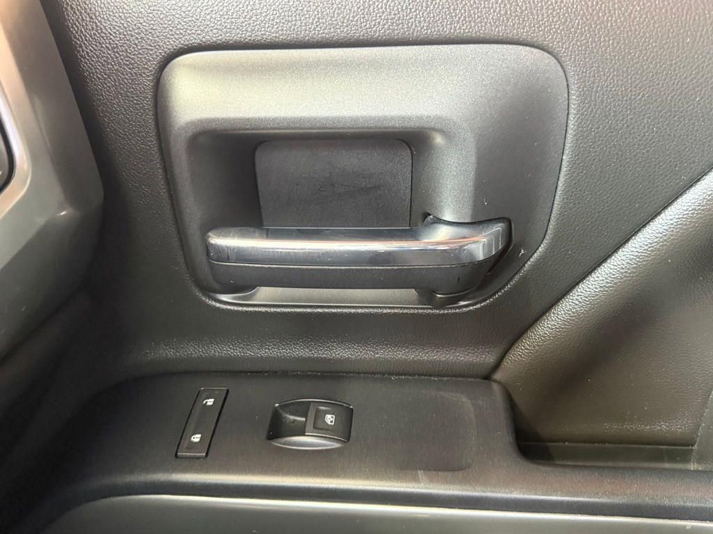 Used 2018 Chevrolet Silverado 1500 LT w/ Texas Edition RWD image 32