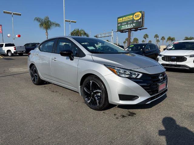 New 2025 Nissan Versa SR w/ Trunk Package