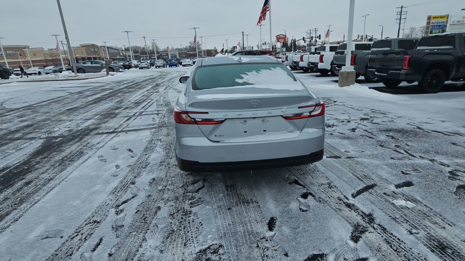 Certified 2025 Toyota Camry LE image 4