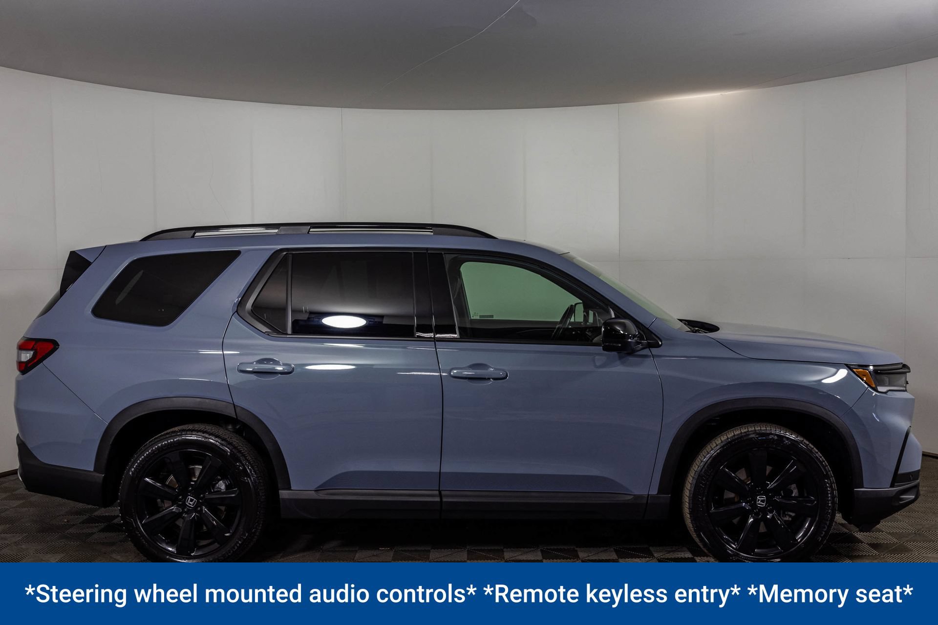 Used 2025 Honda Pilot Black Edition image 20