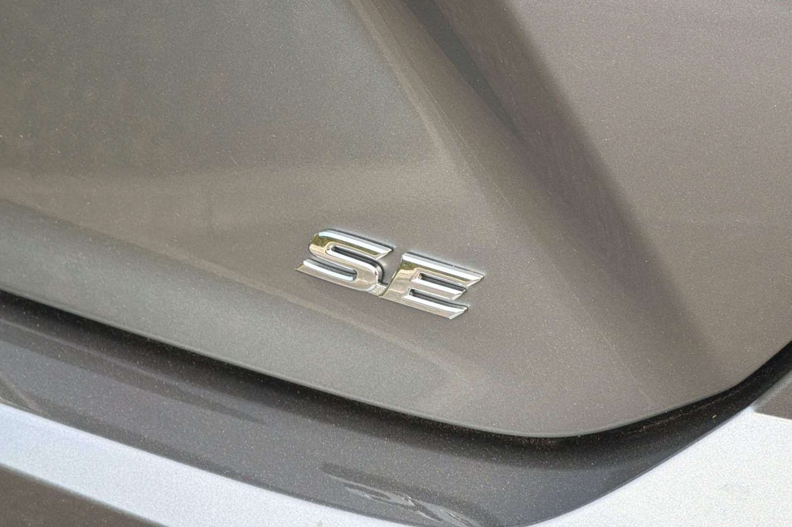 Used 2025 Toyota Camry SE w/ Convenience Package FWD image 42