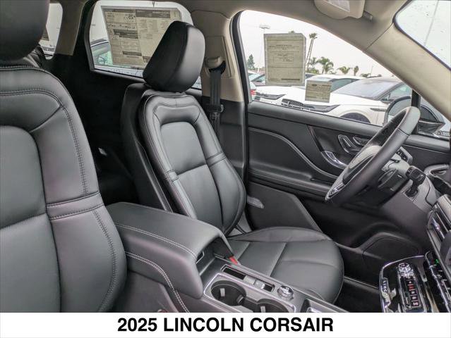 New 2025 Lincoln Corsair FWD w/ Equipment Group 101A image 13