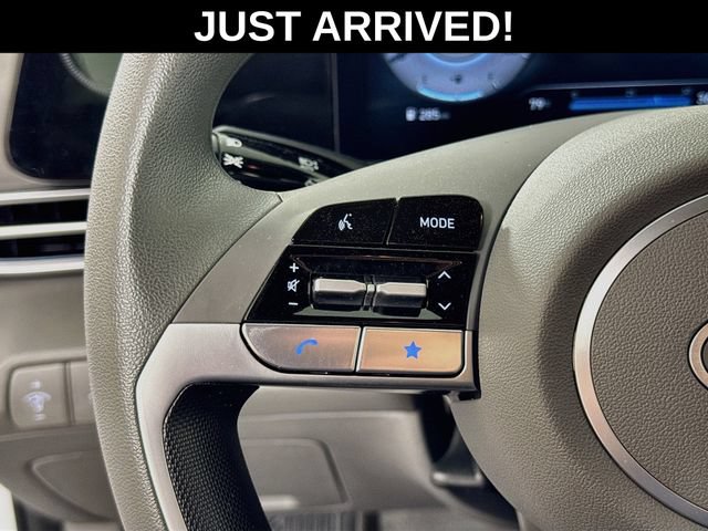 Certified 2024 Hyundai Elantra SEL FWD image 17