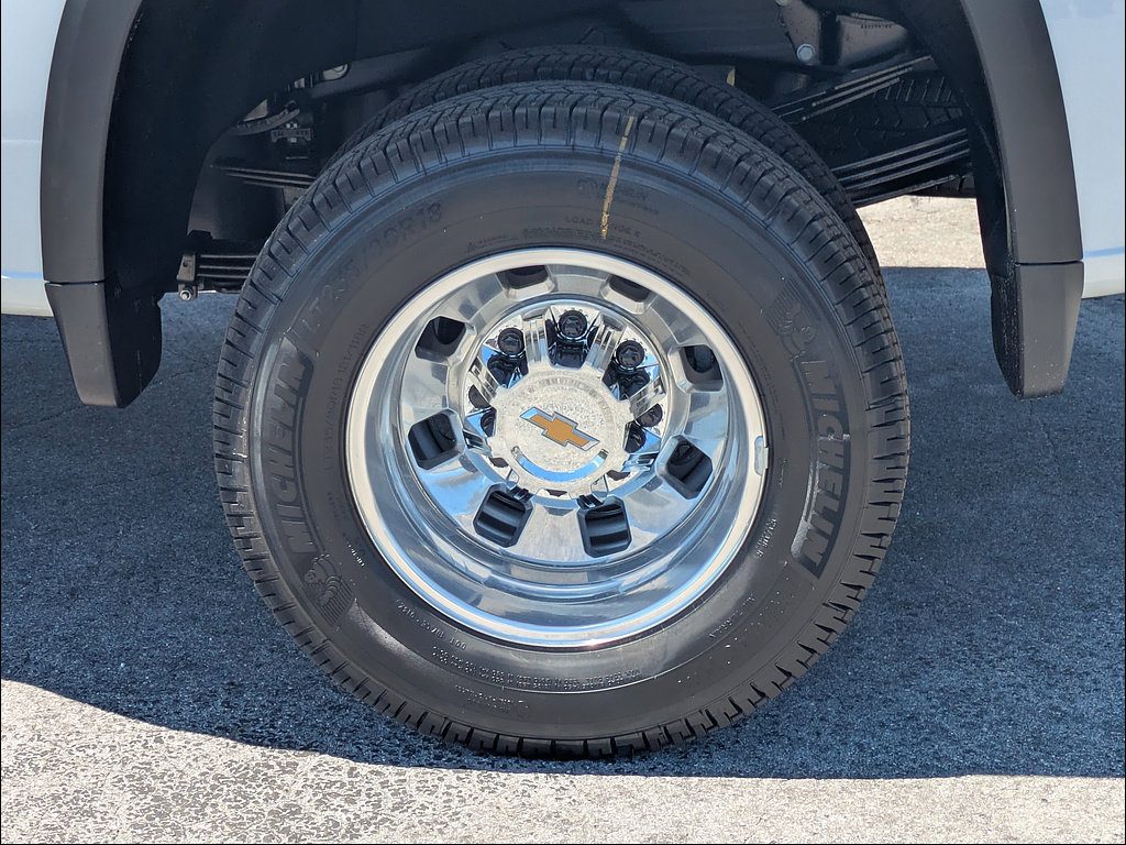 New 2026 Chevrolet Silverado 3500 High Country w/ High Country Premium Package AWD/4WD image 10