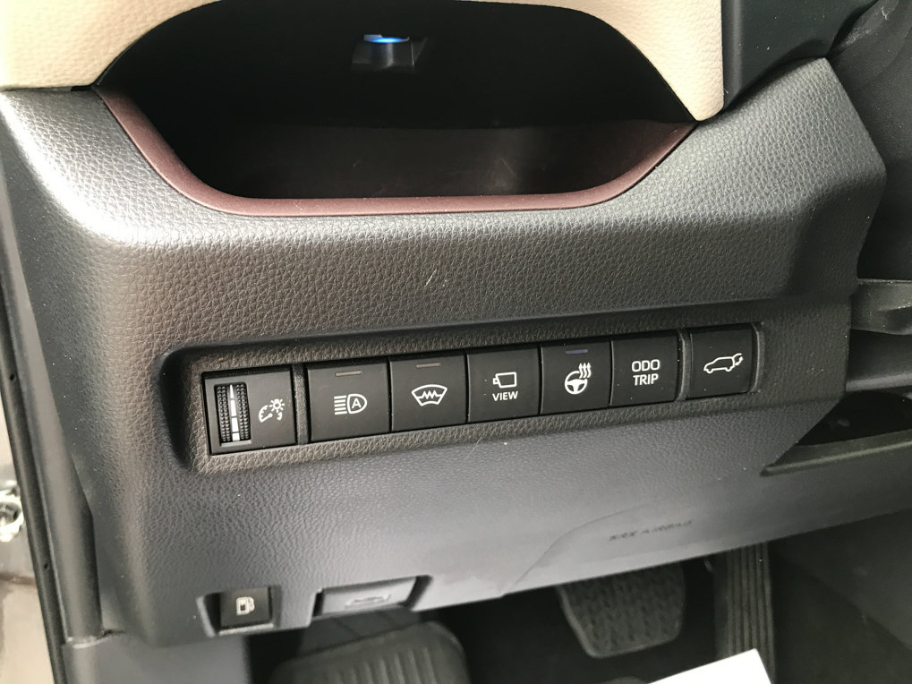 Certified 2024 Toyota RAV4 Limited w/ Advanced Technology Package AWD/4WD image 17