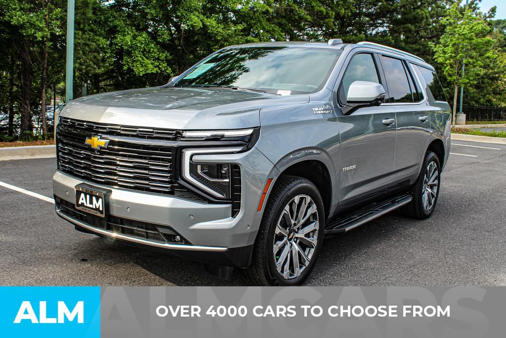 Used 2025 Chevrolet Tahoe High Country AWD/4WD image 2