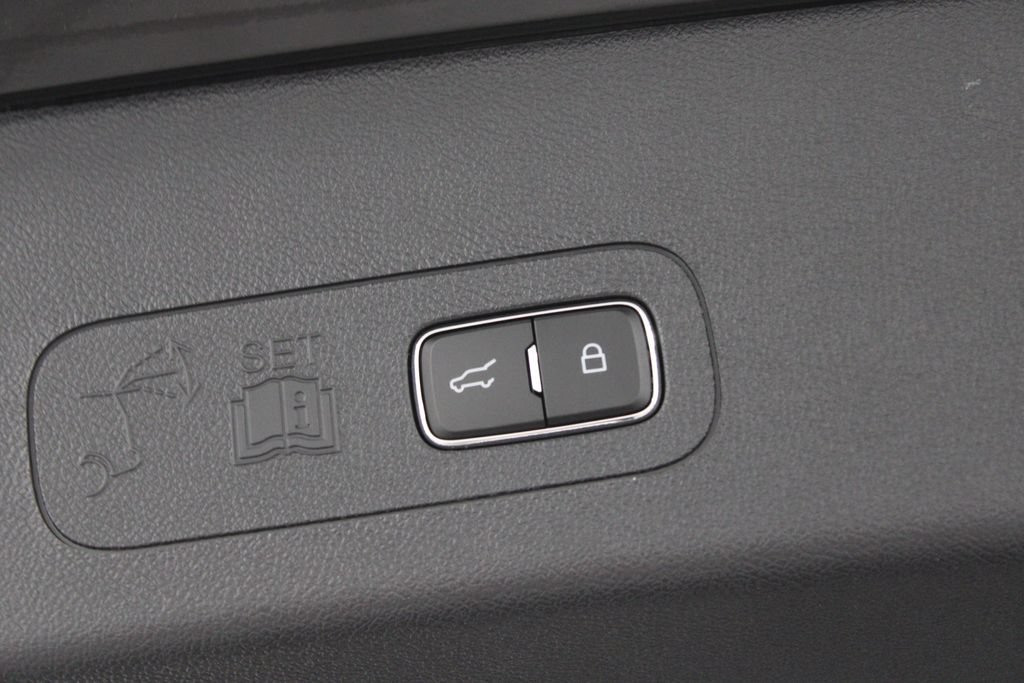 New 2026 Lincoln Aviator Reserve AWD/4WD image 15
