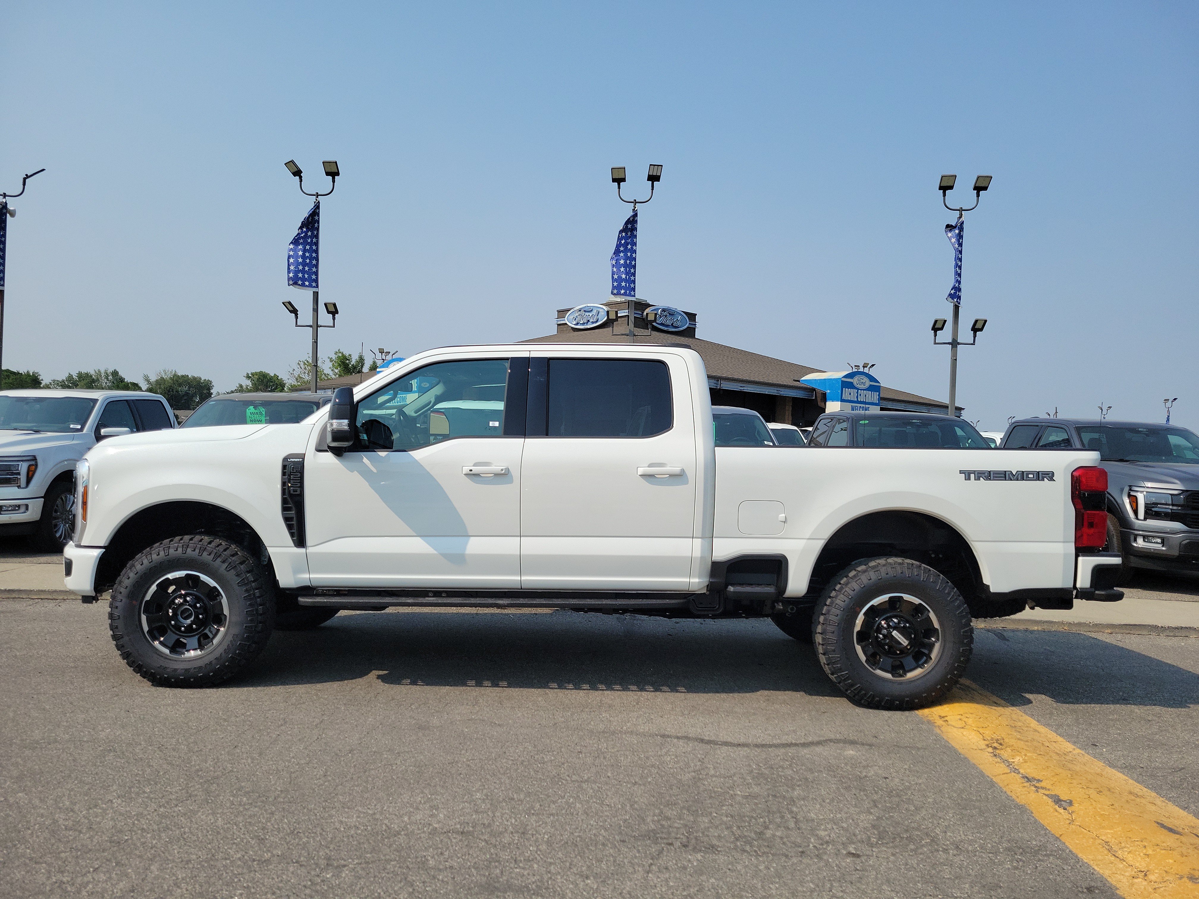 New 2026 Ford F250 Lariat w/ Tremor Off-Road Package AWD/4WD image 2