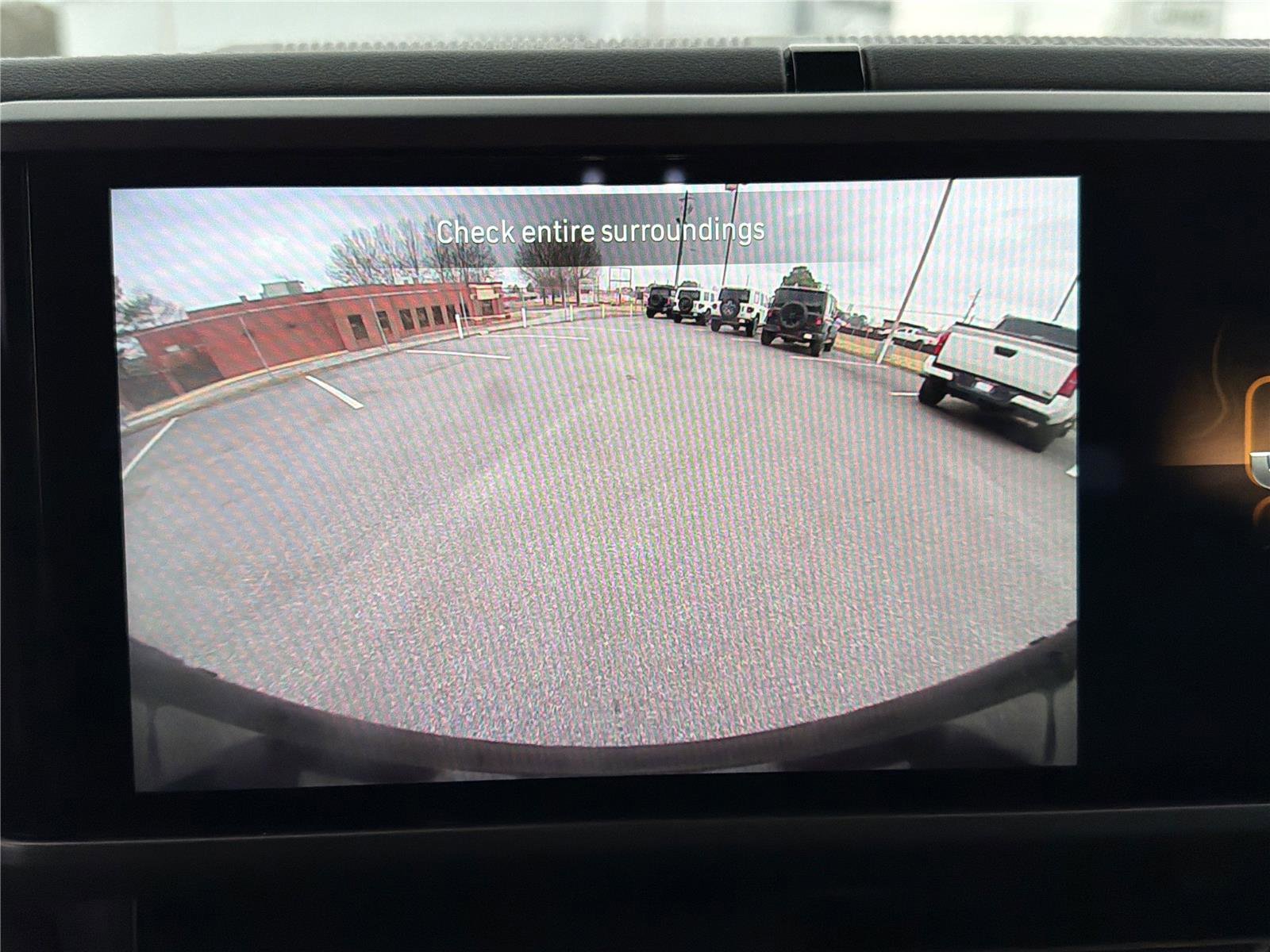 Used 2025 Jeep Wrangler Sahara image 30