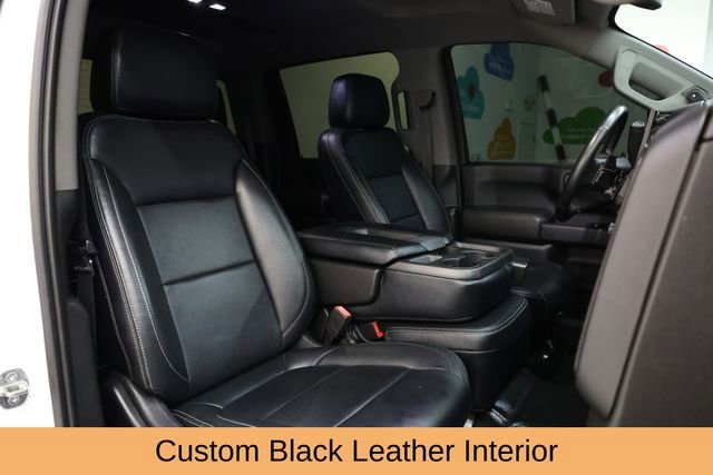 Used 2021 GMC Sierra 3500 4x4 Crew Cab w/ Gooseneck/5TH Wheel Package image 17