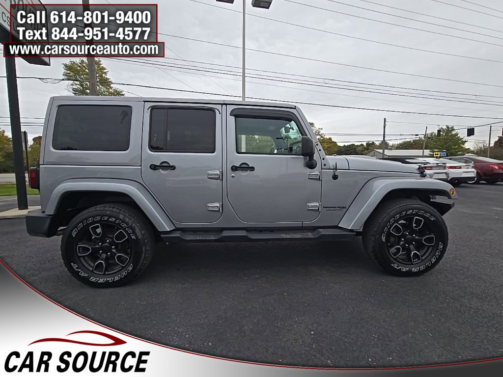 Used 2018 Jeep Wrangler Unlimited Sahara w/ Dual Top Group image 8