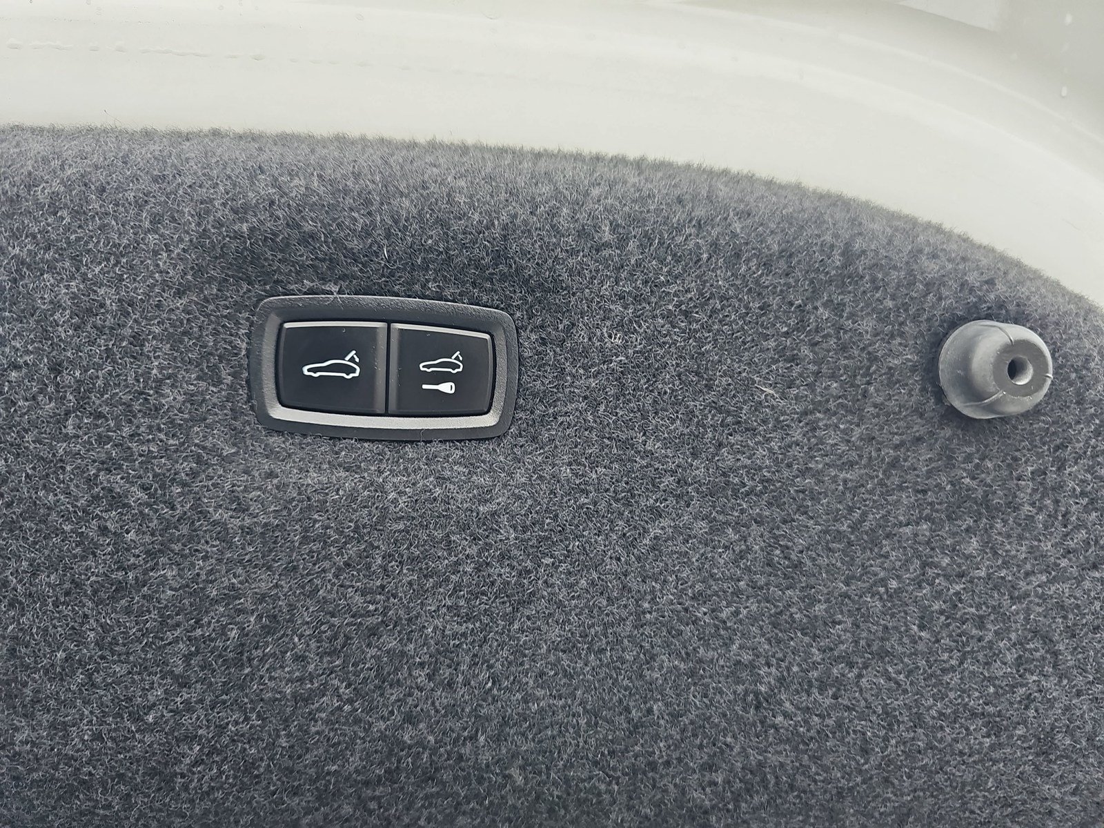 Used 2024 Audi e-tron GT Premium Plus AWD/4WD image 31