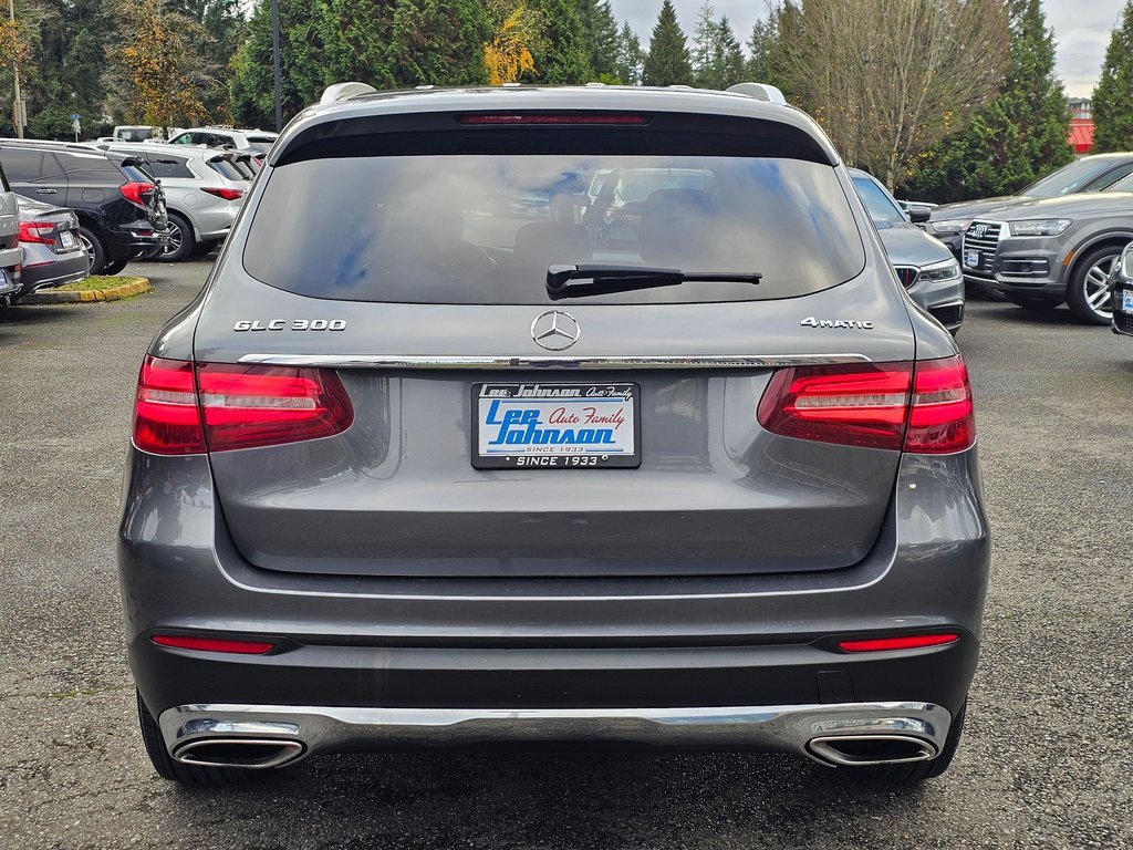 Used 2018 Mercedes-Benz GLC 300 4MATIC image 6