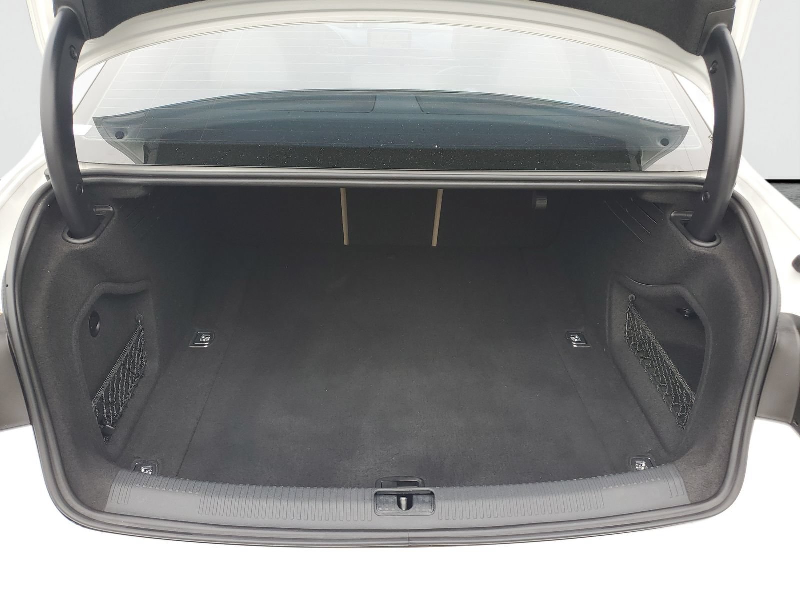 Used 2019 Audi A4 2.0T Premium Plus w/ Premium Plus Package FWD image 8