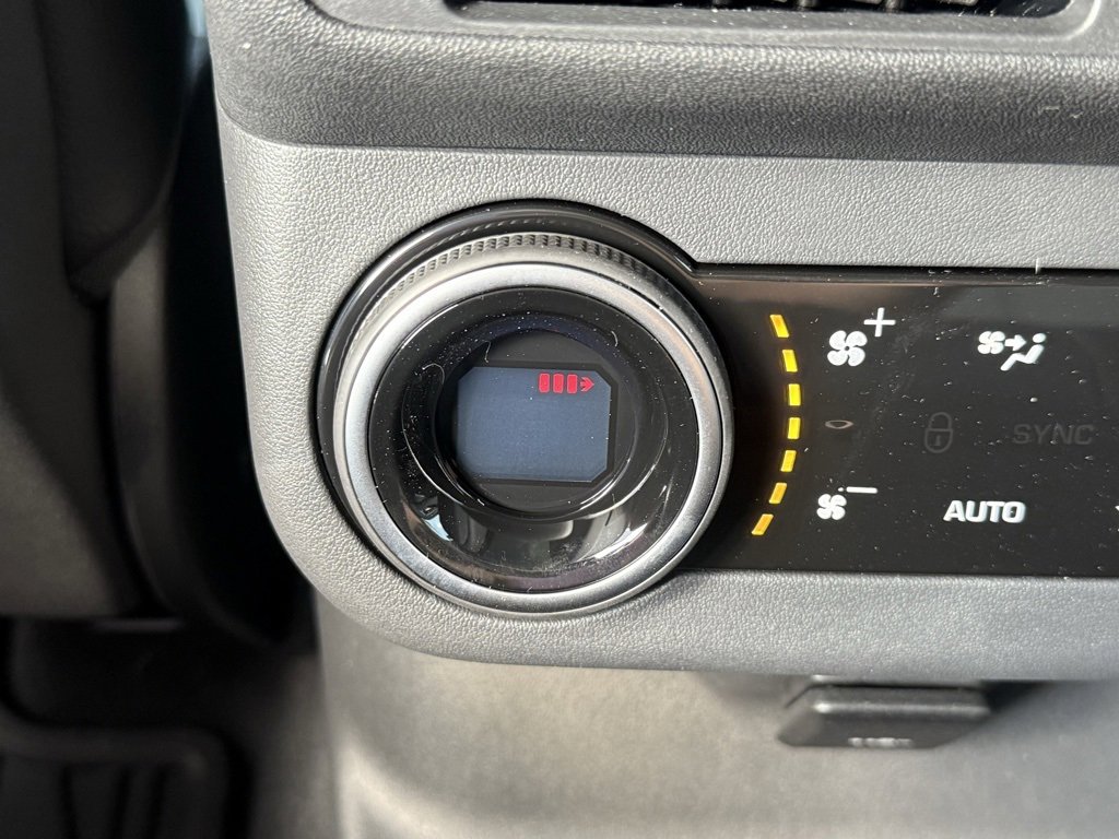 New 2026 Land Rover Range Rover Velar Dynamic SE image 34