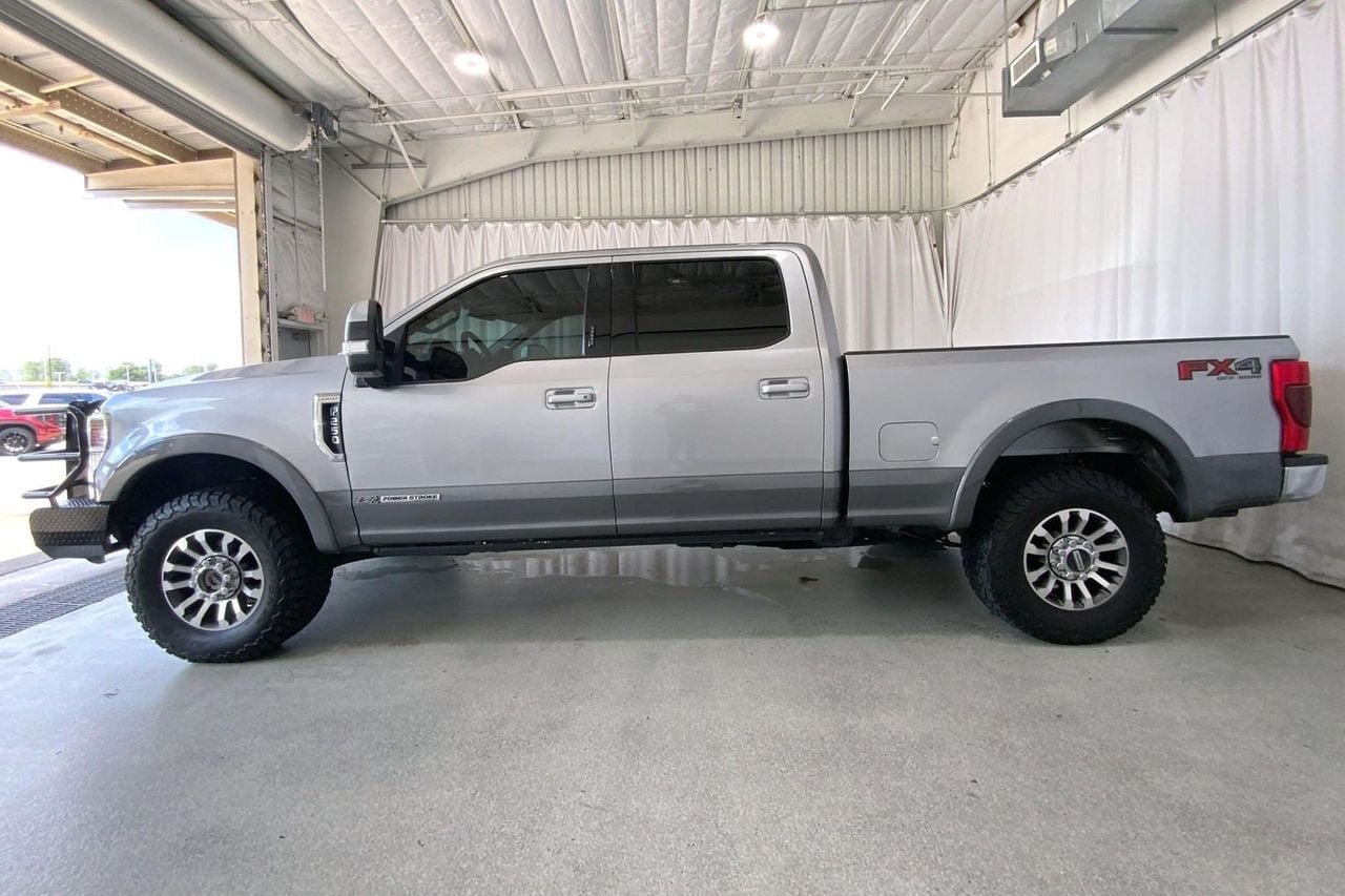 Used 2021 Ford F250 Lariat w/ Lariat Value Package AWD/4WD image 26