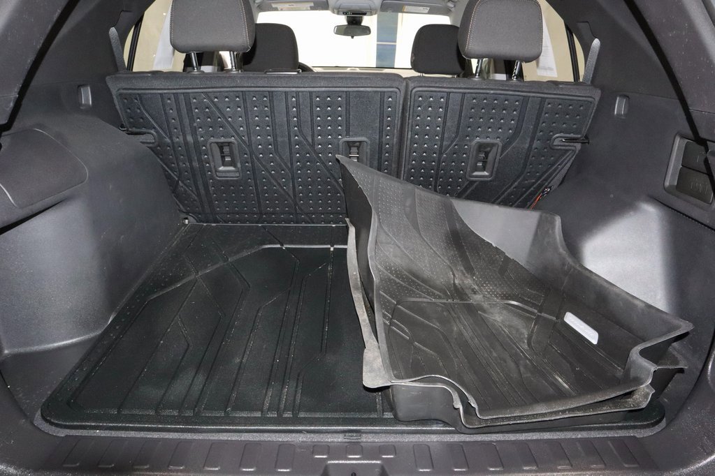 Used 2024 Chevrolet Equinox LT w/ LPO, Floor Liner Package image 16