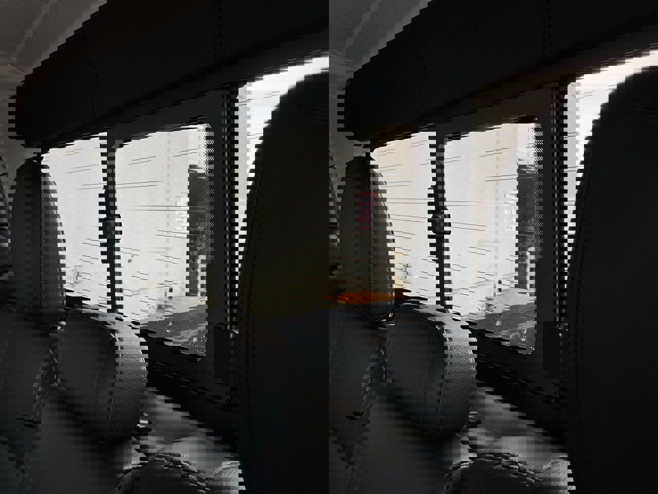 Used 2025 Jeep Gladiator Sport image 13