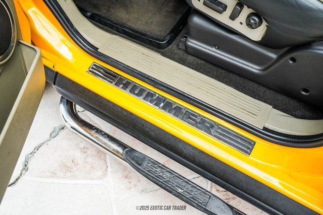 Used 2003 HUMMER H2 w/ Preferred Equipment Group image 59