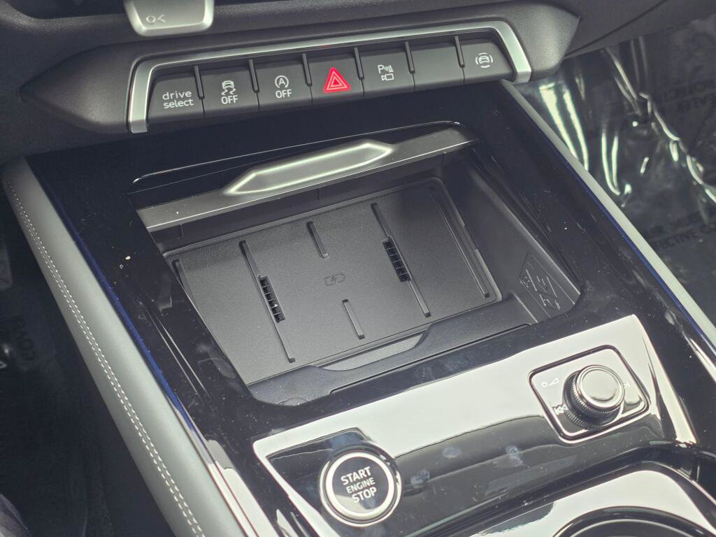 New 2026 Audi Q3 quattro 2.0T AWD/4WD image 47