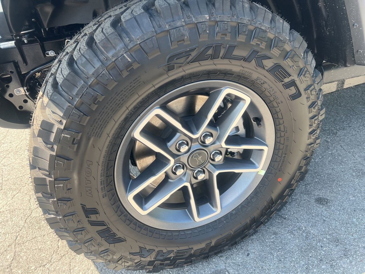 New 2026 Jeep Gladiator Mojave image 9