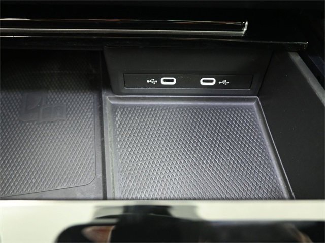 Certified 2024 Volkswagen Atlas Cross Sport SEL Premium R-Line image 9