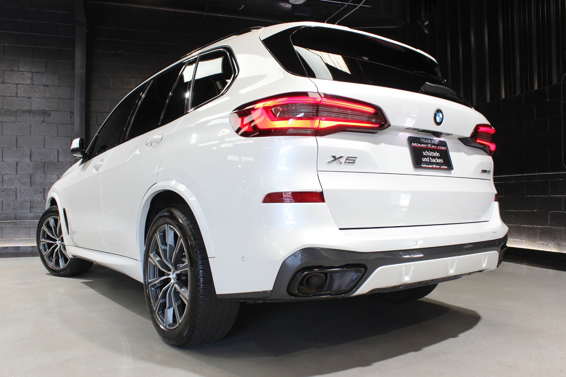 Used 2021 BMW X5 sDrive40i w/ M Sport Package image 8