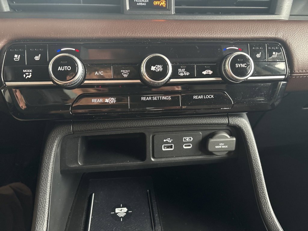 Certified 2024 Honda Pilot Elite image 33