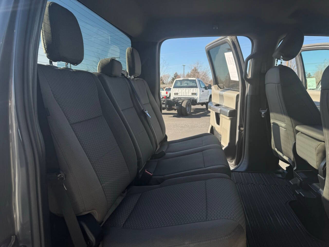 Used 2022 Ford F350 XLT w/ XLT Premium Package AWD/4WD image 33