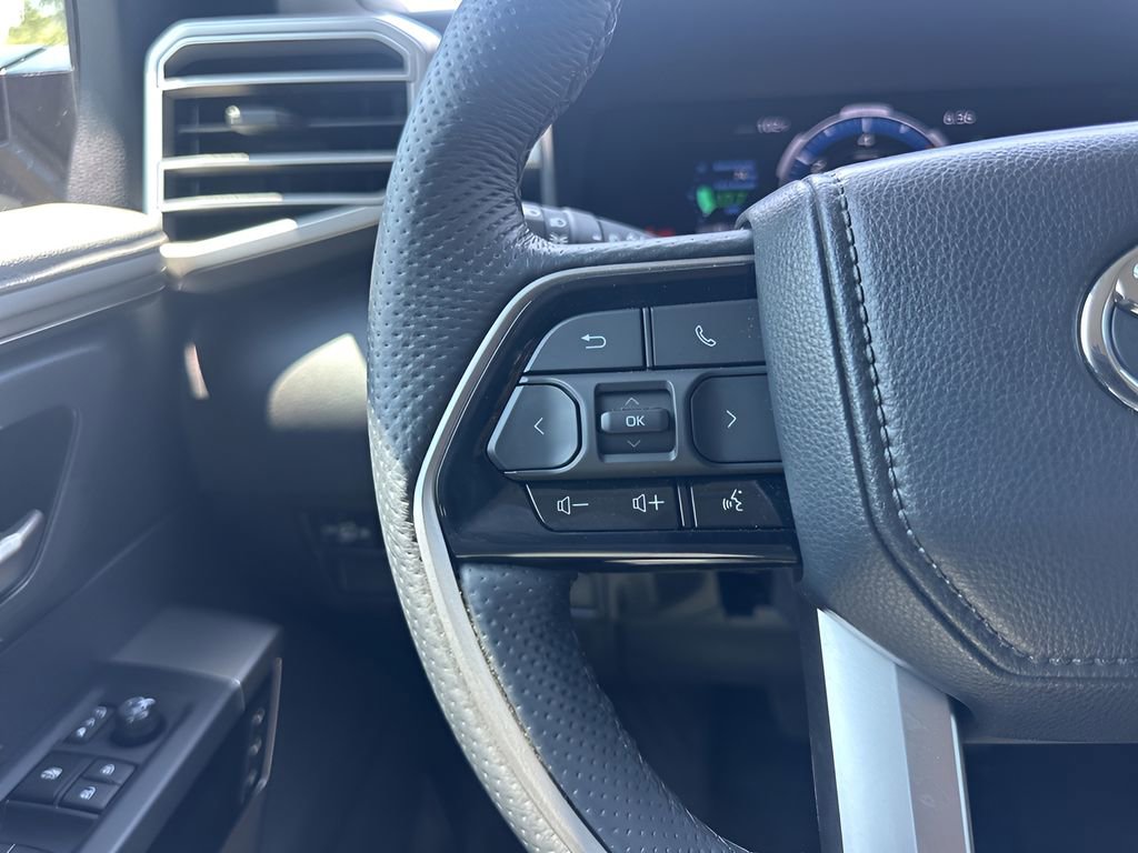 Used 2024 Toyota Tundra Limited AWD/4WD image 16