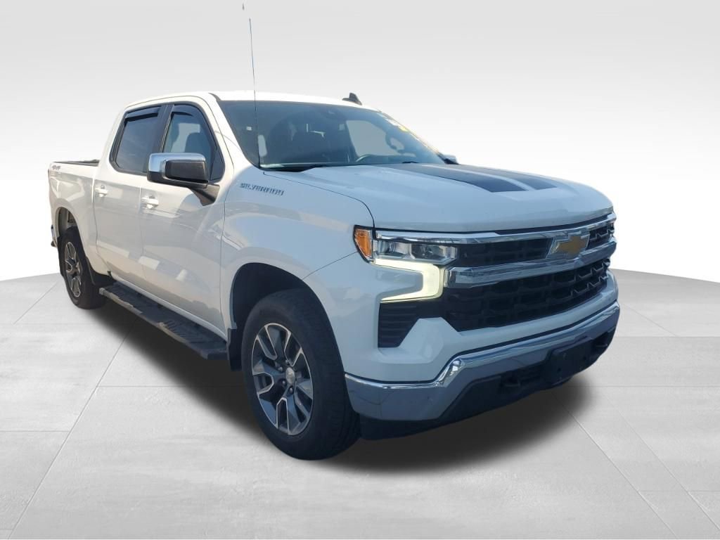 Used 2023 Chevrolet Silverado 1500 LT AWD/4WD image 10