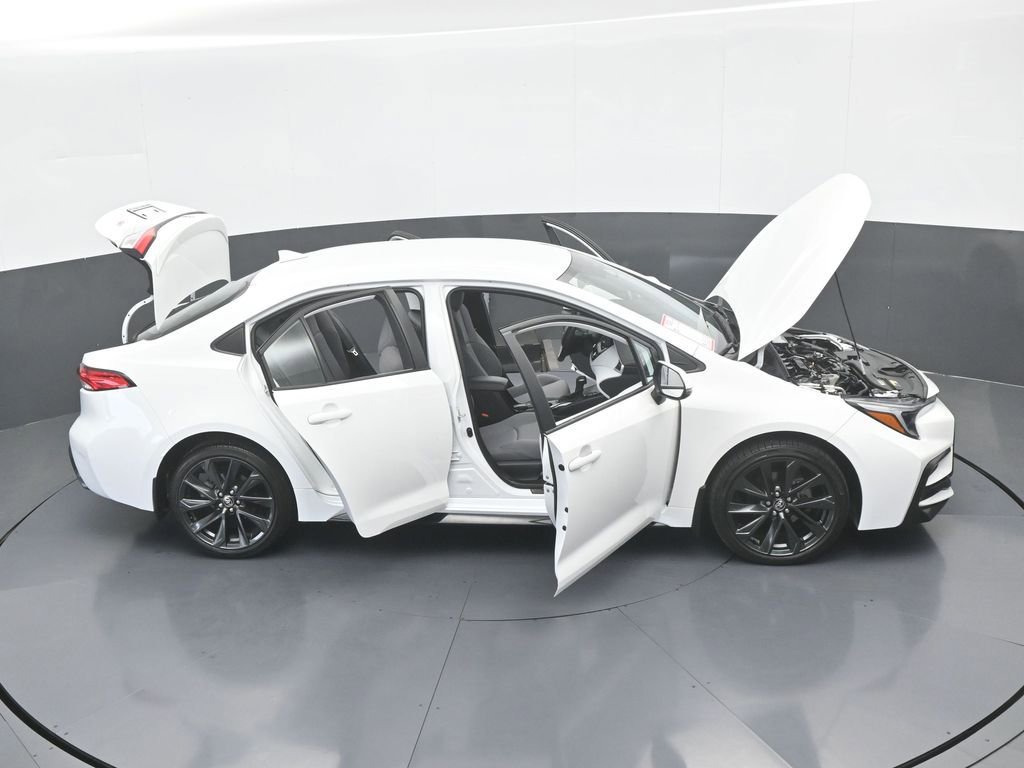 Used 2024 Toyota Corolla SE image 63
