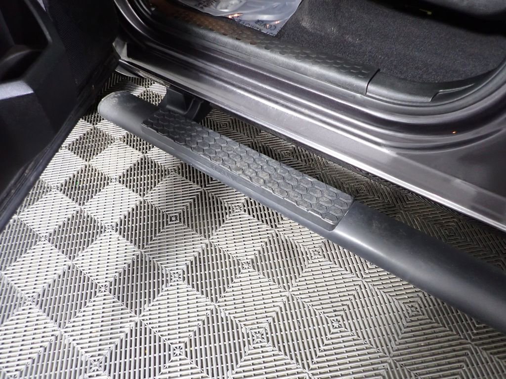 Used 2021 RAM 1500 Classic Warlock image 21