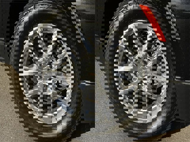 Used 2024 Chevrolet Equinox LT image 9