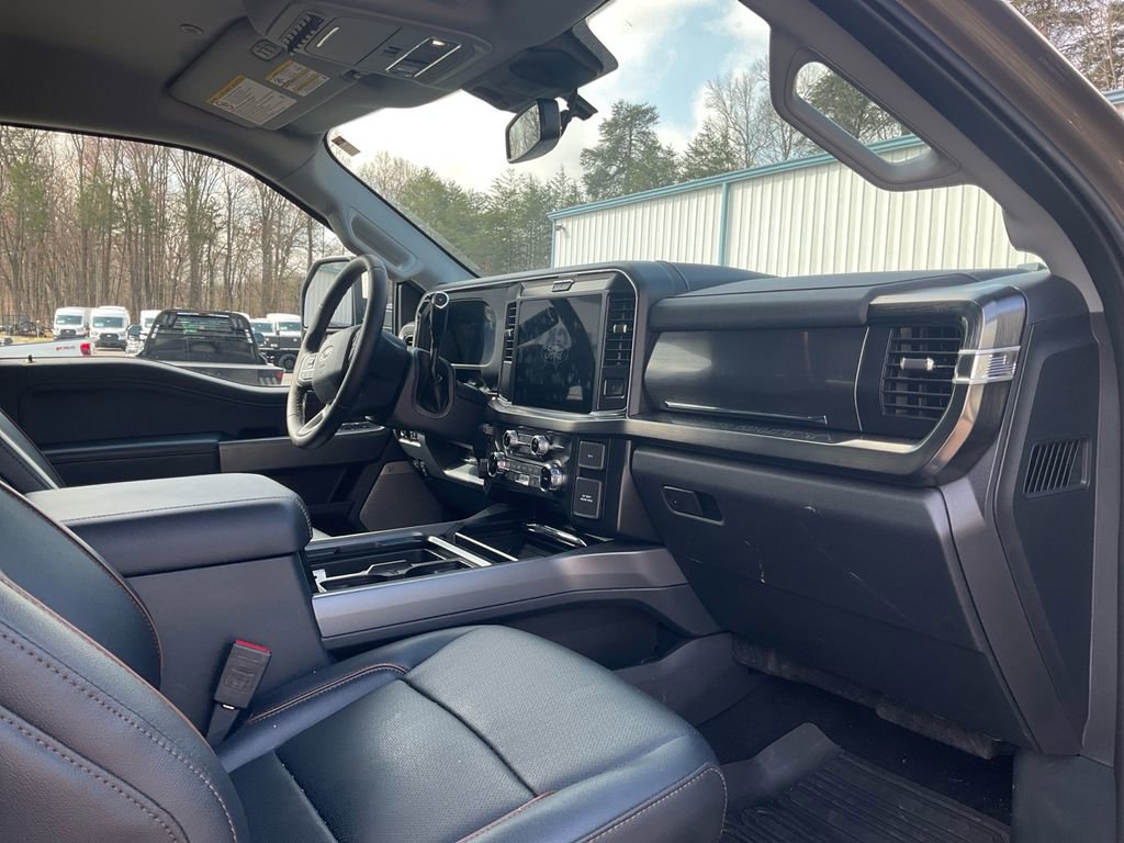 Used 2026 Ford F250 Lariat w/ Chrome Package AWD/4WD image 11
