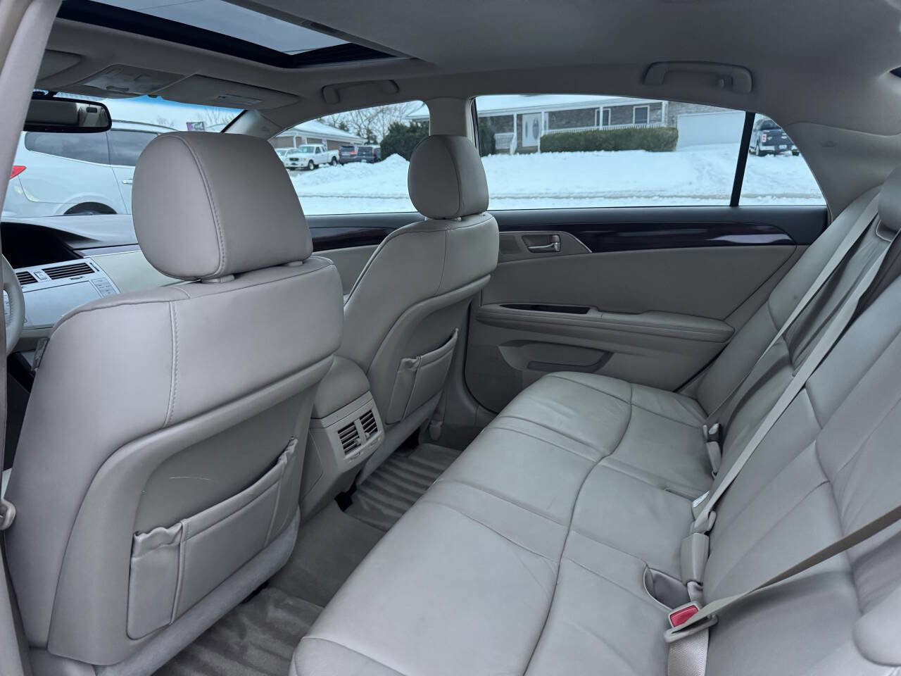 Used 2008 Toyota Avalon XLS image 15