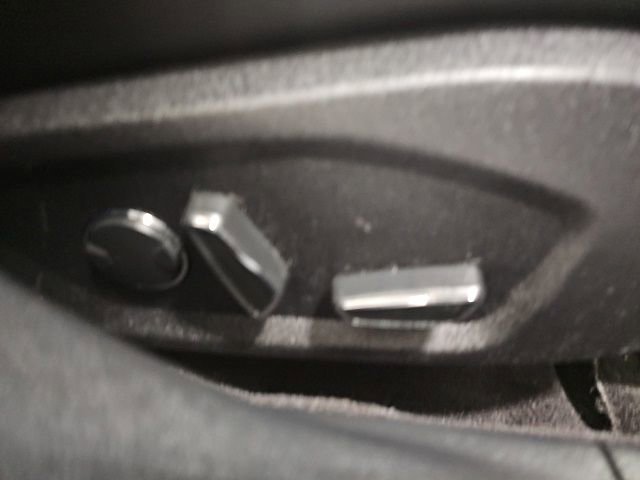 Used 2017 Ford Fusion Titanium image 37