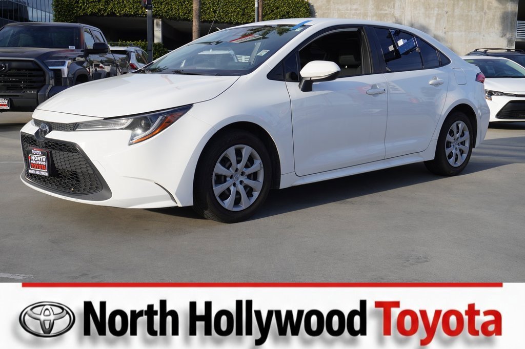Used 2022 Toyota Corolla LE image 4