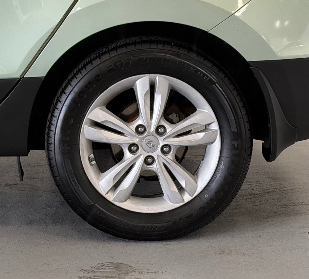Used 2012 Hyundai Tucson GLS FWD image 7