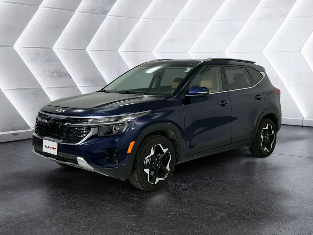 Used 2025 Kia Seltos EX w/ EX Sunroof Package AWD/4WD image 3