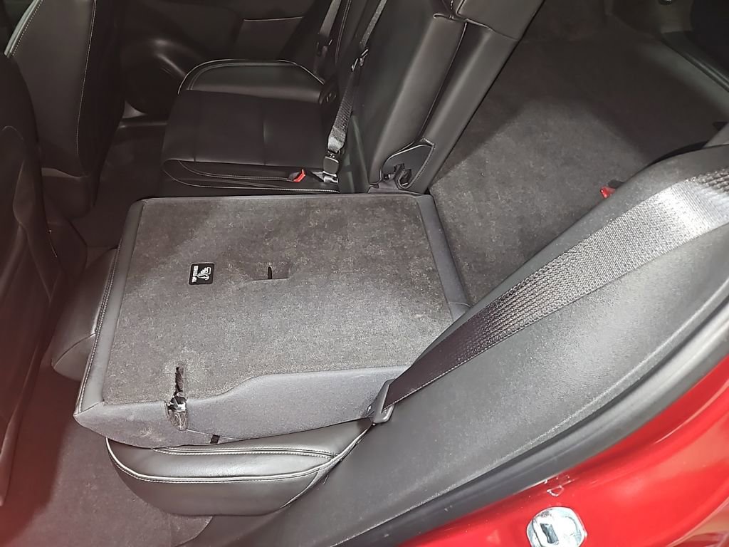 Used 2023 Buick Envision Essence image 25