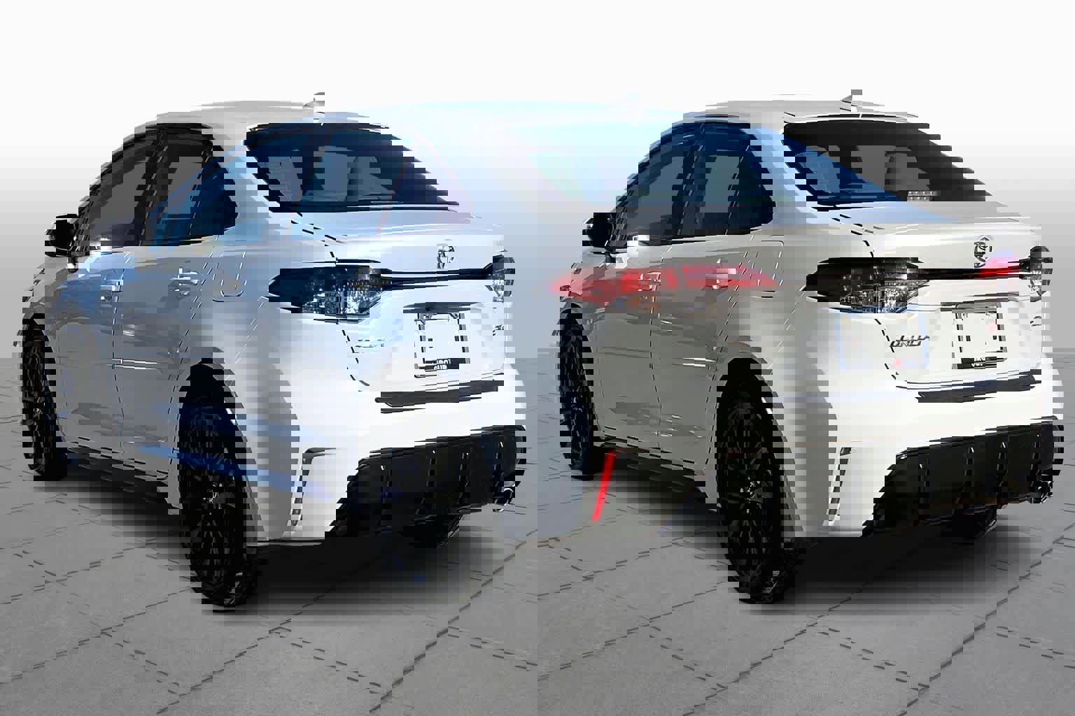 Used 2023 Toyota Corolla SE image 11