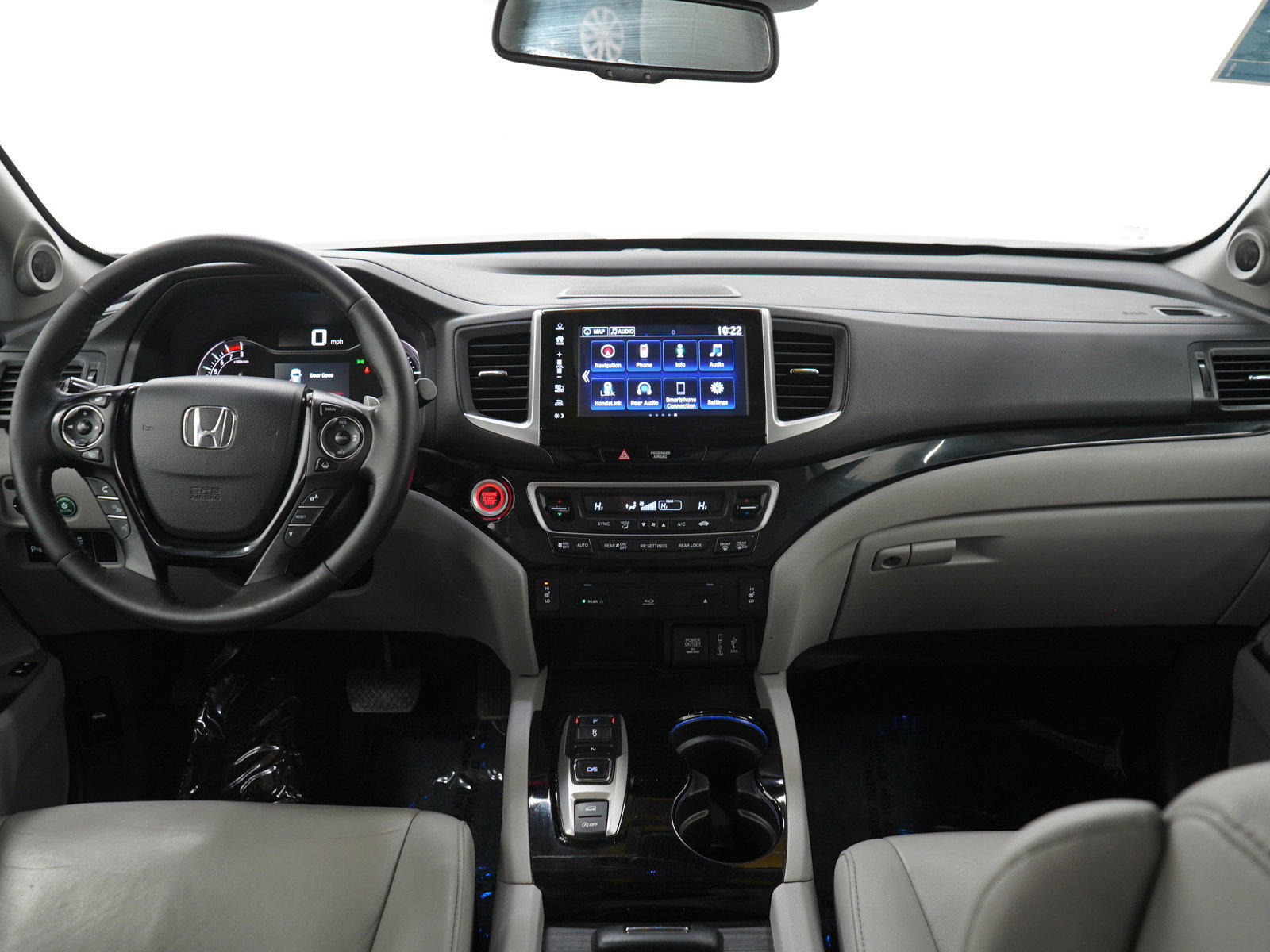 Used 2017 Honda Pilot Touring image 18