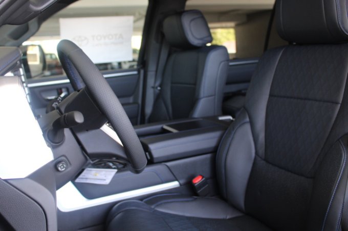 New 2026 Toyota Sequoia Platinum image 11