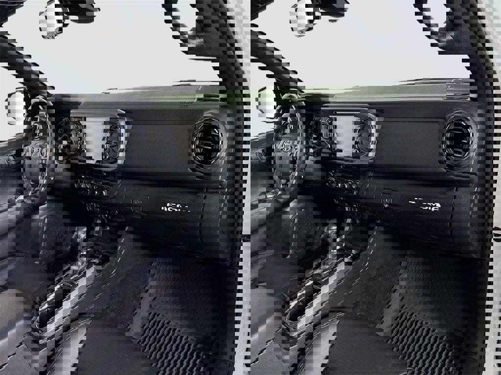 Used 2023 Toyota Tacoma TRD Off-Road image 22