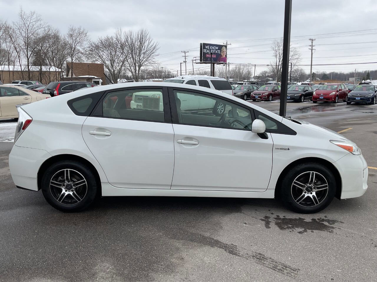 Used 2012 Toyota Prius Two FWD image 9