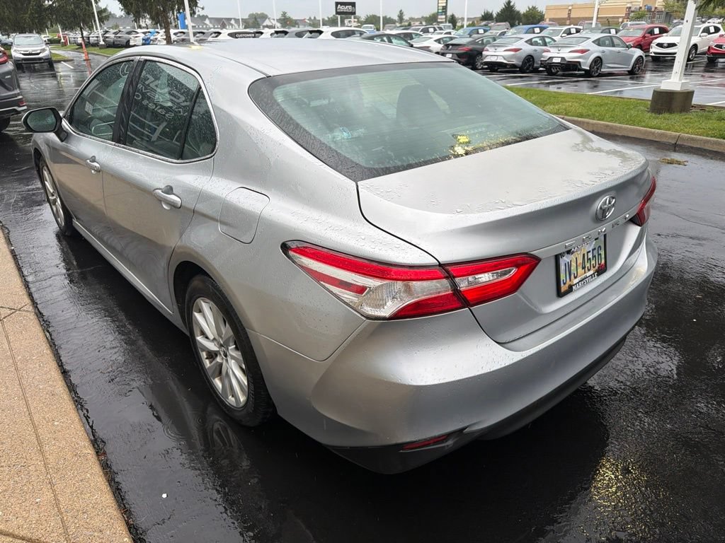 Used 2018 Toyota Camry LE FWD image 3