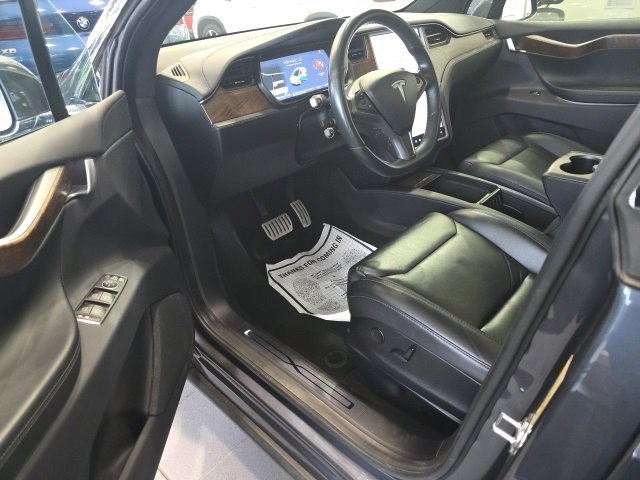 Used 2019 Tesla Model X P100D image 13