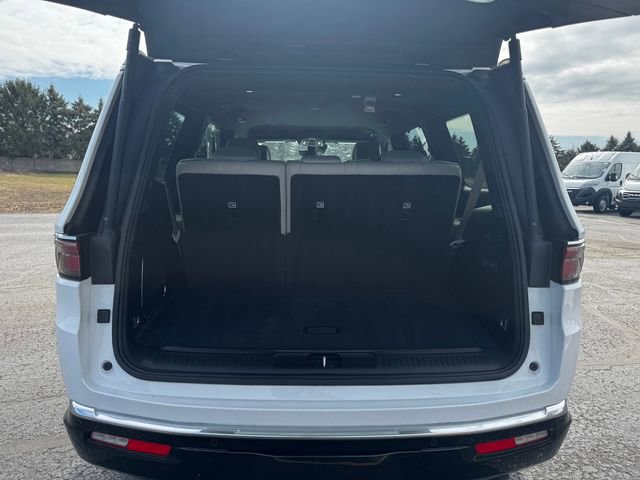 Certified 2025 Jeep Wagoneer Series III image 18