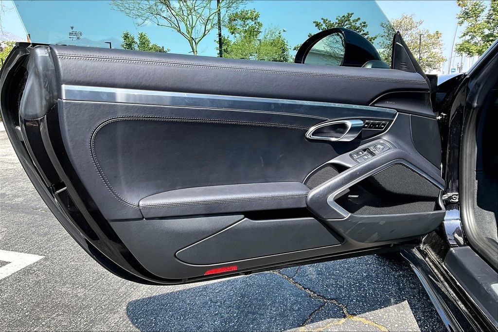 Used 2019 Porsche 911 Turbo AWD/4WD image 19